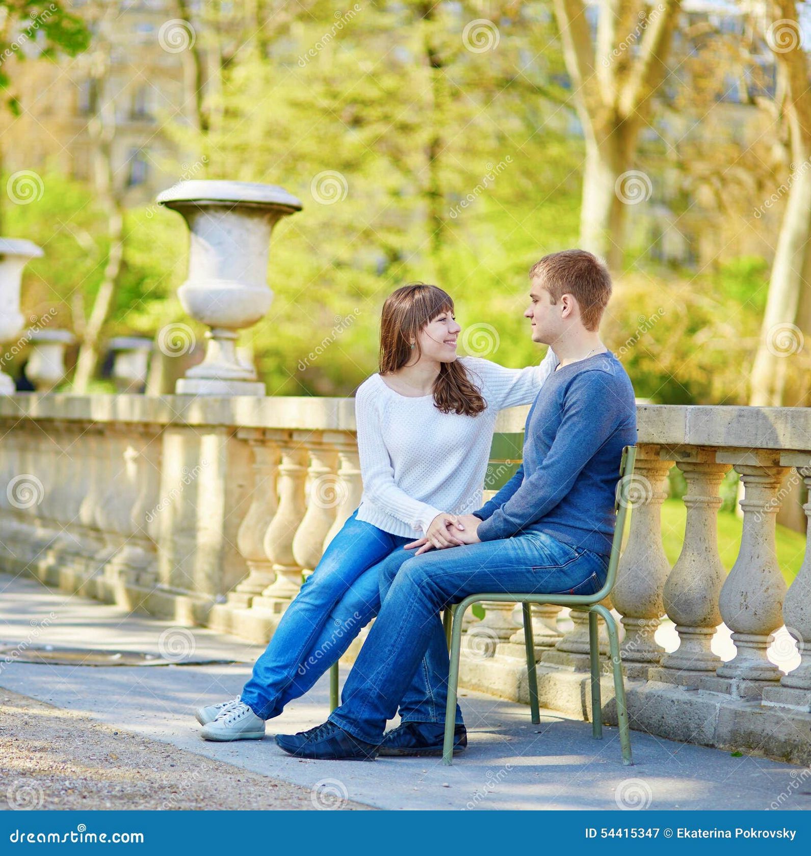 Feelflame Evaluation: Is It Beneficial To Date Online?